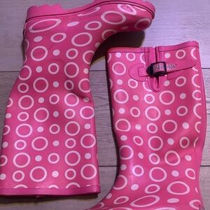 Women’s rain boots
